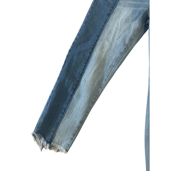 AMERICAN EAGLE Two Tone Denim Vintage Hi Rise Jeans Size US 6 - Picture 5 of 8
